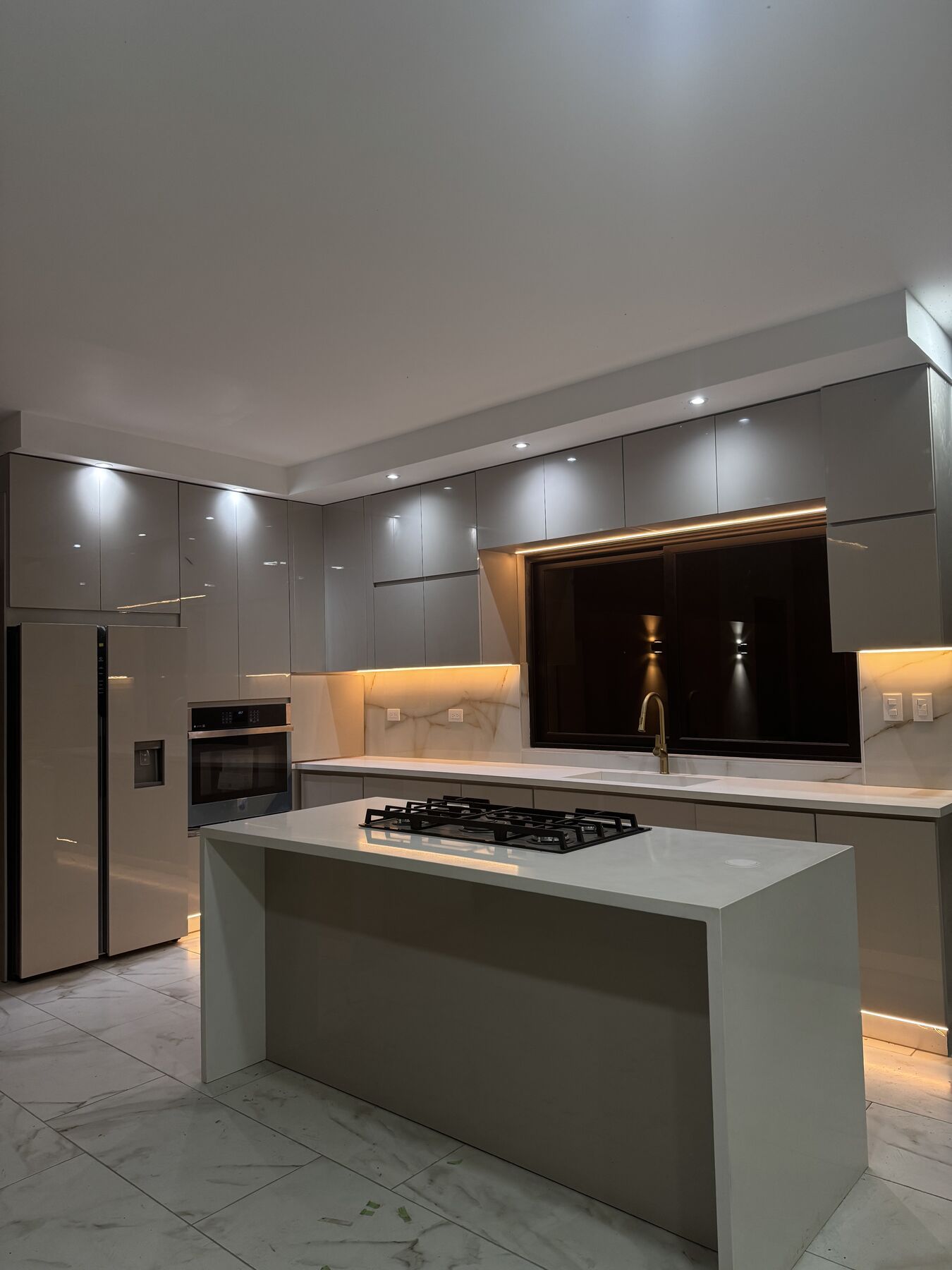 Cocina con isla · RV